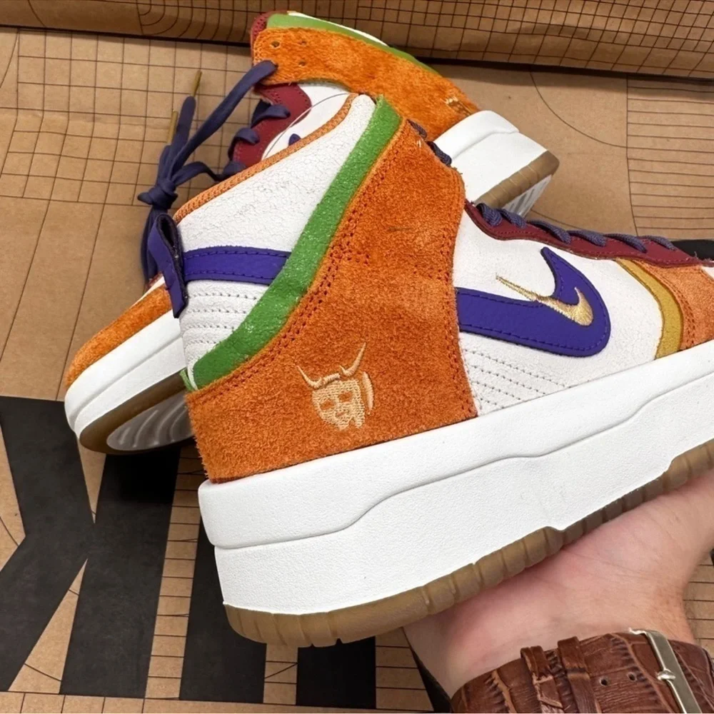 W NIKE DUNK HI SAIL/CANYON PURPLE